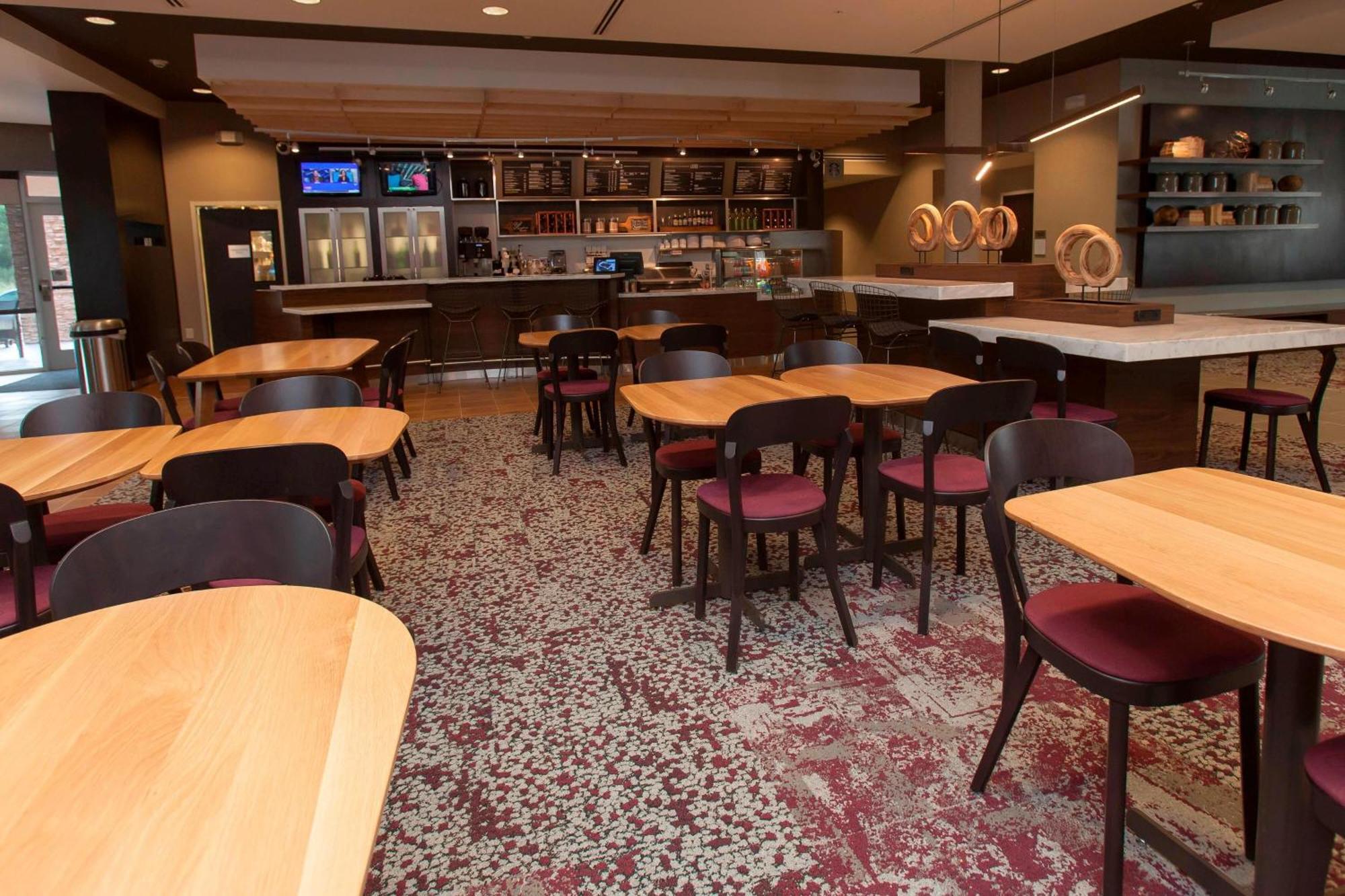 Courtyard By Marriott Houston City Place Spring Exterior photo